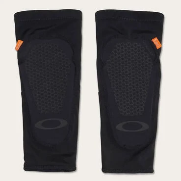 OAKLEY APPAREL All Mountain D3O Elbow Guards Черный