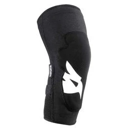 BLUEGRASS Skinny knee guards Черный