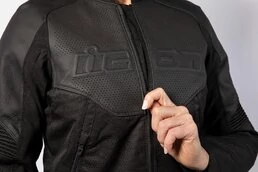 Icon Overlord 3 Wmn CE Leather Black мотокуртка черная женская