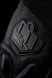 Icon Automag 3 CE Black мотоперчатки черные