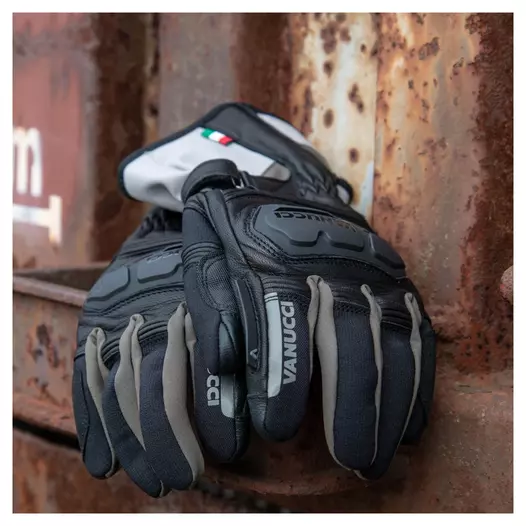 VAG-4 black, grey, green