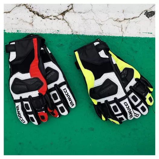 VSG-4 Black, White, Red