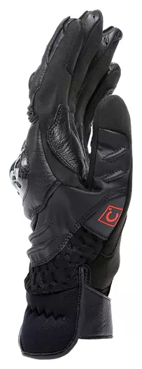 Carbon 4 Short Черный