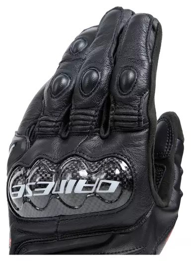 Carbon 4 Short Черный