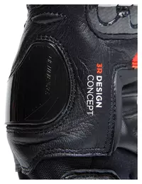 Carbon 4 Short Черный