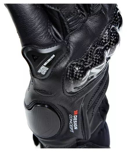 Carbon 4 Short Черный