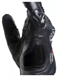 Carbon 4 Short Черный