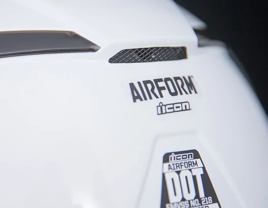 Icon Airform белый мотошлем