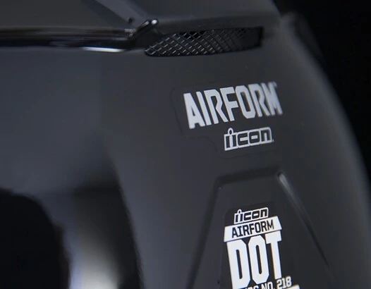 Icon Airform черный глянцевый мотошлем