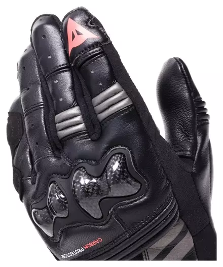 Reacto Carbon Kurz Black, Pink,