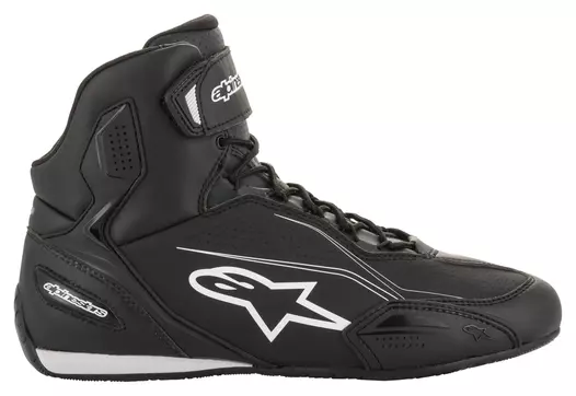 Faster 3 Stiefel Черный
