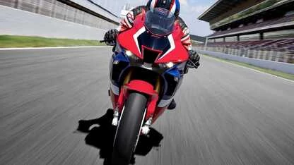 Рожденный для мотогонок - Honda CBR1000RR-R Fireblade SP 2021
