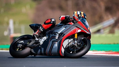 Электропрототип спортбайка Ducati MotoE V21L 2023 представлен официально