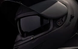 Icon Airform Dark Rubatone мотошлем черный матовый